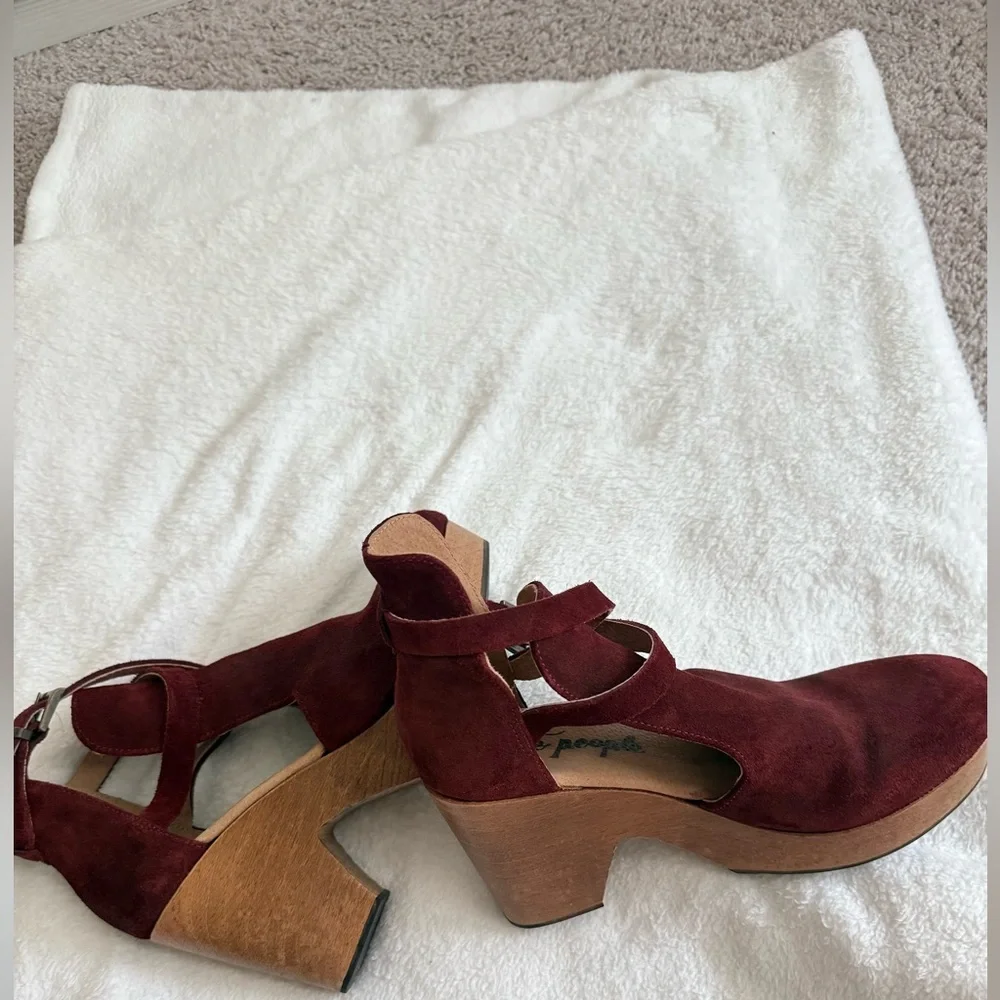 Free People Ceder Clogs in Maroon